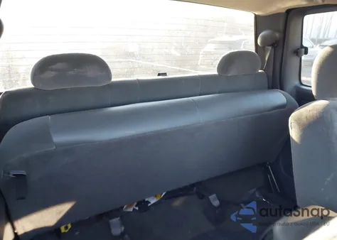 2003 Chevrolet Silverado 1500 Ls from USA, damaged, VIN 2GCEK19TX31129066